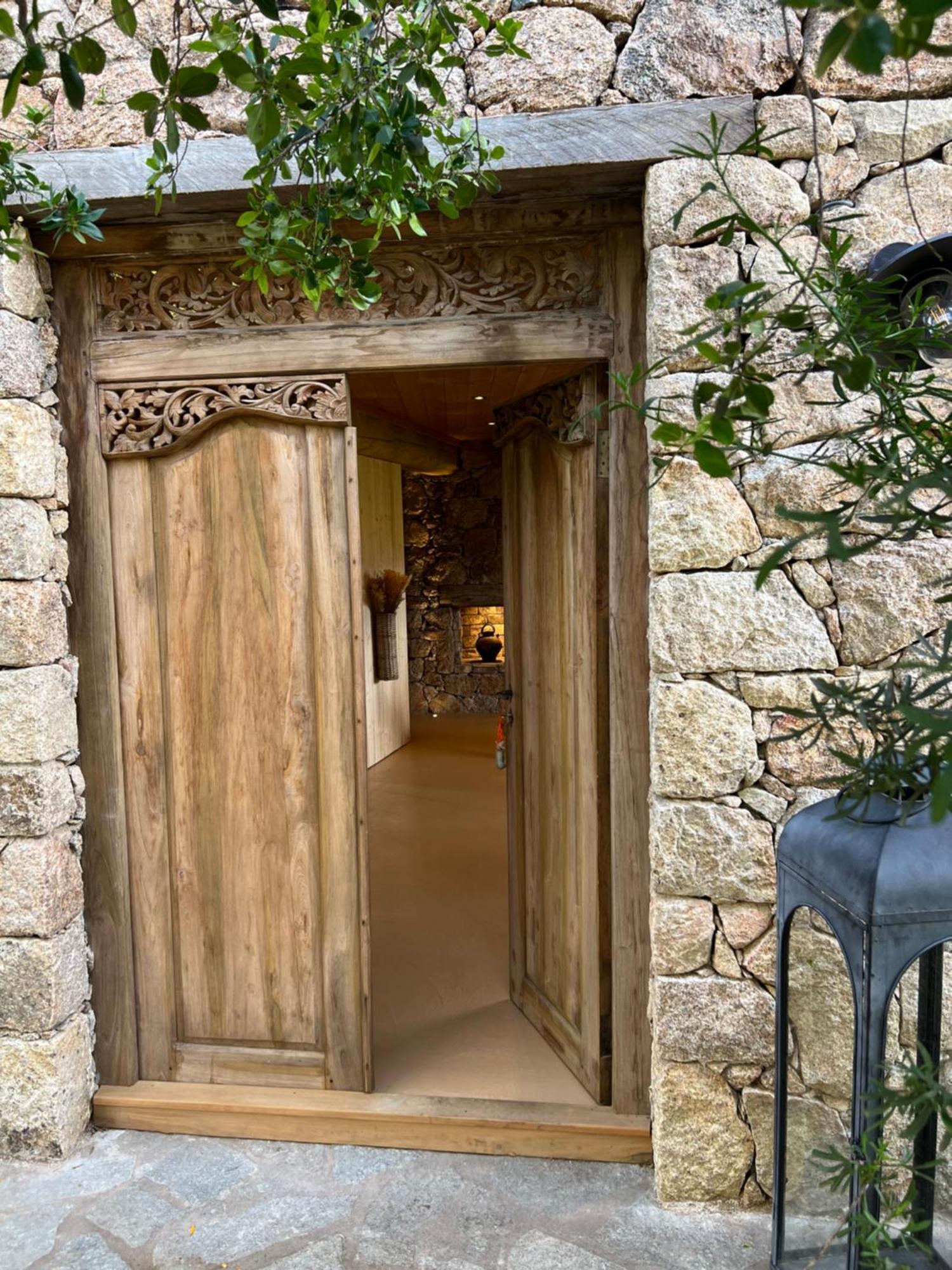 Domaine Pozzo Di Mastri Hotel & Spa Фигари Экстерьер фото